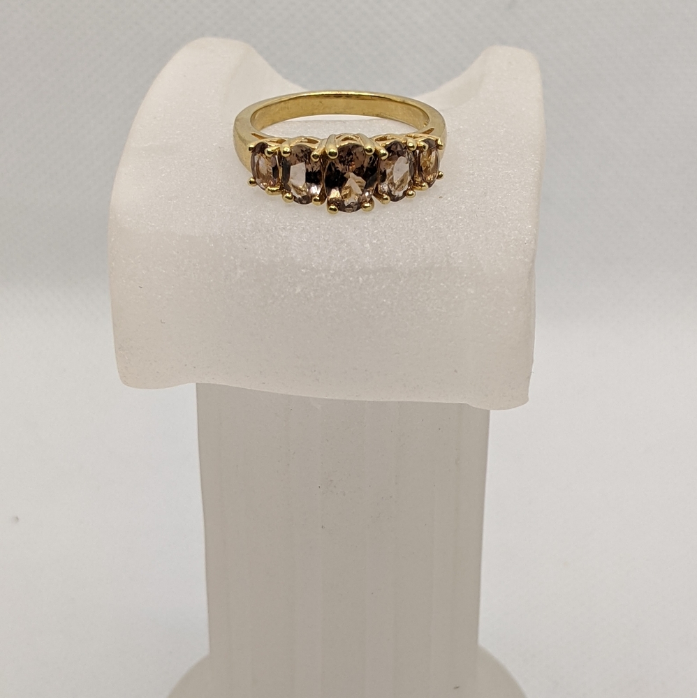 Oval axinite ring